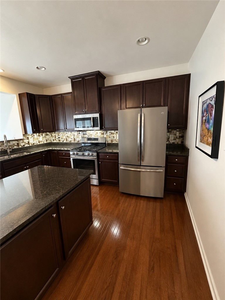 2932 Pinnacle Dr — photo 8