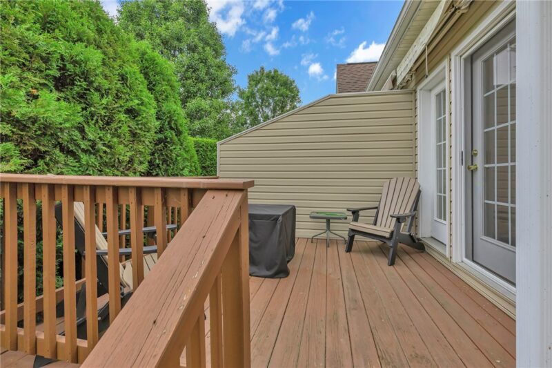 106 Clearwater Drive — photo 4