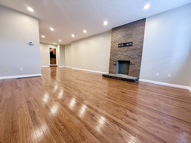 2118 Merriman Way — photo 2