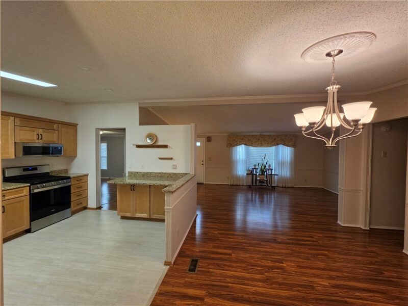 405 Vista Ln — photo 5