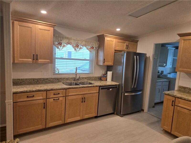 405 Vista Ln — photo 6