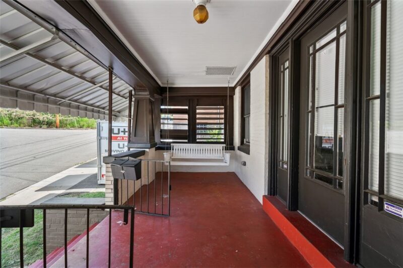 2329 Spokane Ave — photo 4