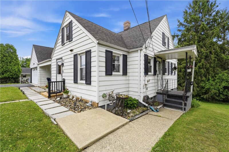 105 Summit Avenue — photo 4