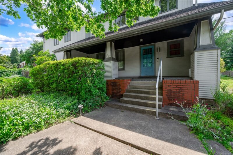 221 Sunset Dr. — photo 6