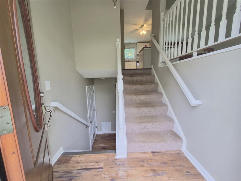 1501 N Randolph Drive — photo 5