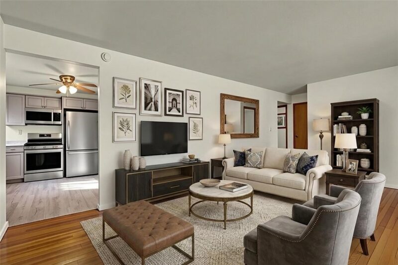 130 College Park Drive — photo 3