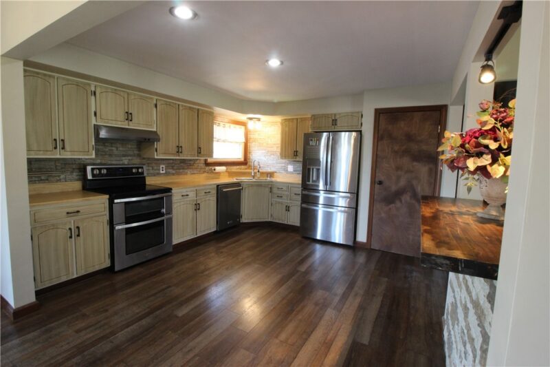 100 Nassau St — photo 4