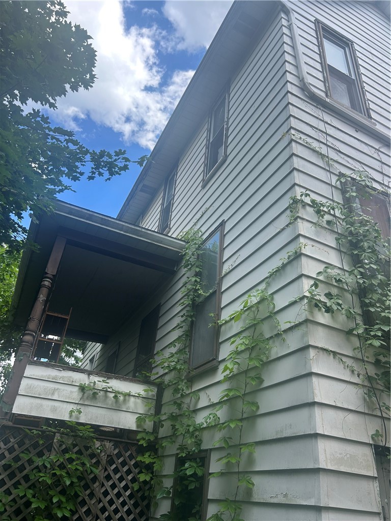 857 6th Ave — photo 7