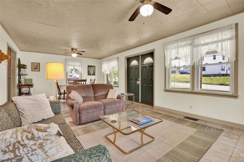 575 Stoystown Rd — photo 5