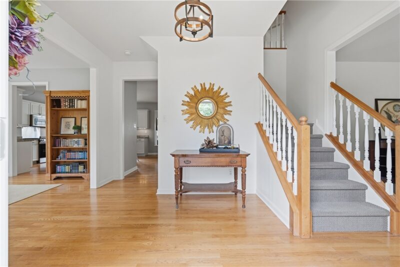 234 Molly Dr — photo 2