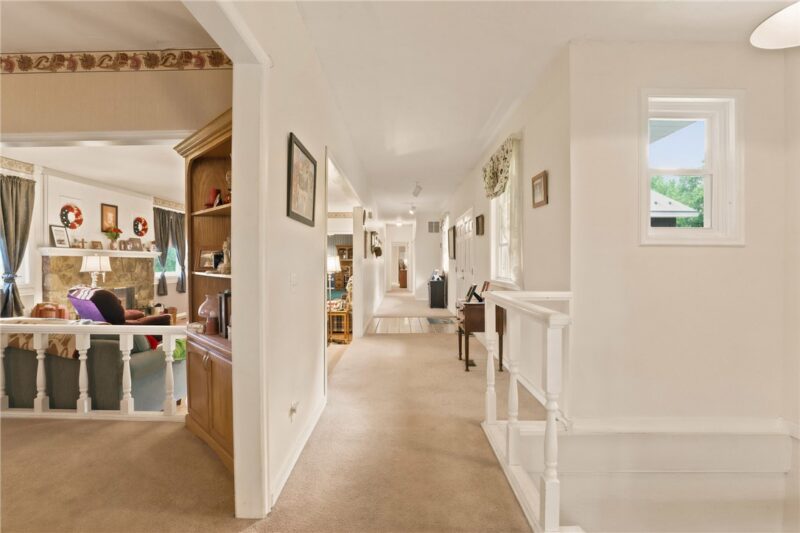 555 Blough Rd — photo 5