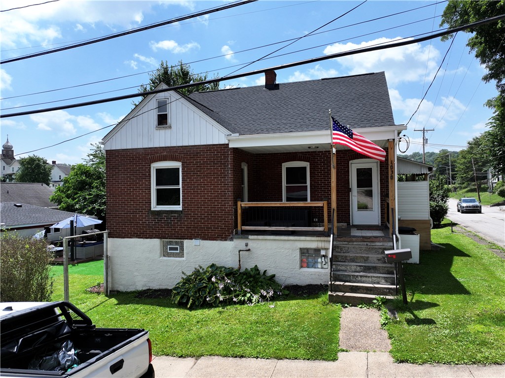 1030 Scott Avenue — photo 1