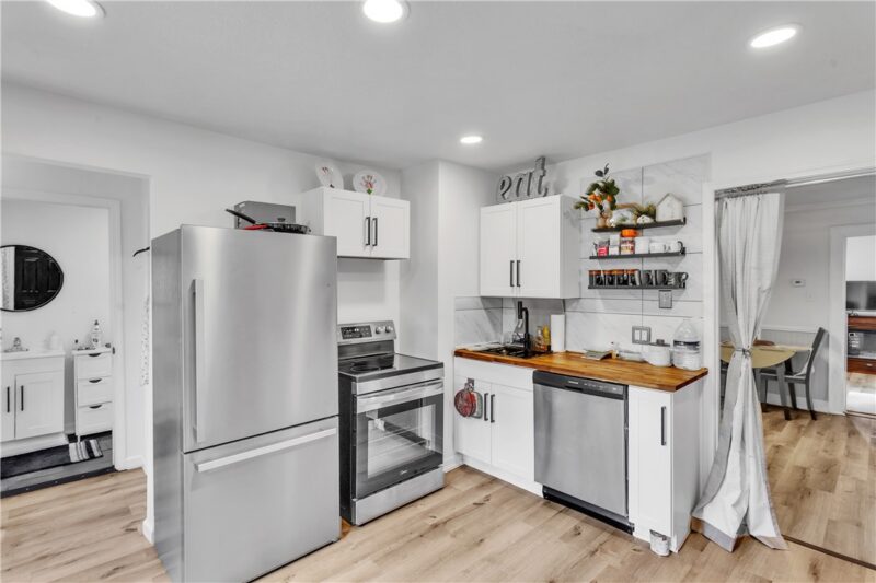 1747 Galilee Rd — photo 4
