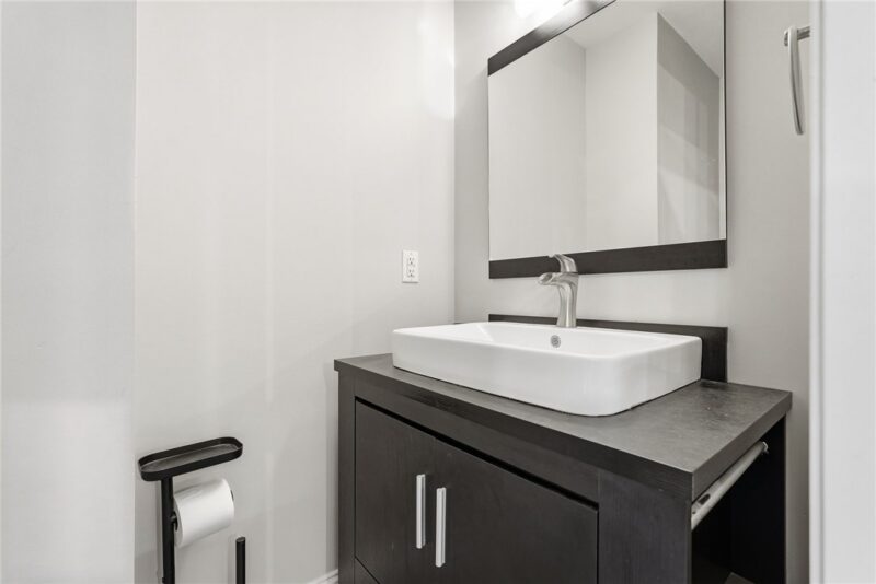 2652 Larkins Way — photo 8