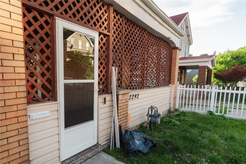 2292 Valera Ave — photo 5