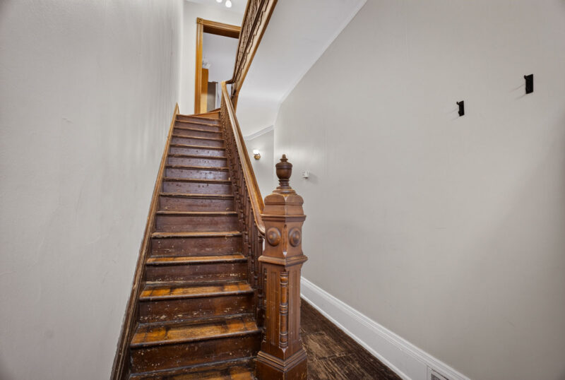 5972 Alder STREET — photo 6