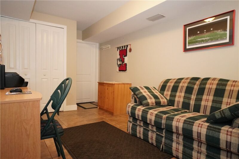 421 Shaler St. — photo 4