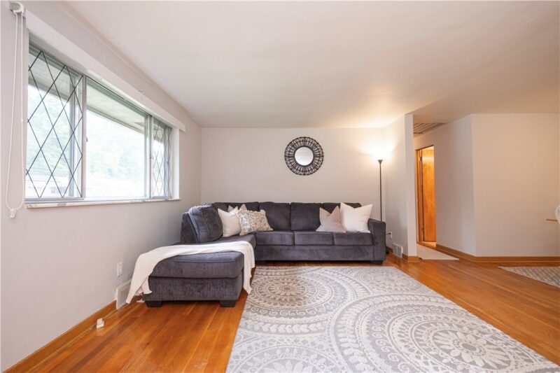 5229 Colewood Dr — photo 8