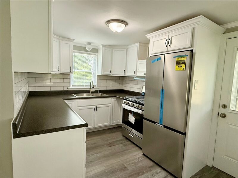 234 E Brady Rd — photo 2