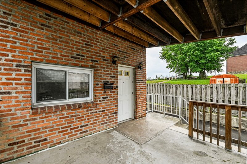 46 Hammer Way — photo 4