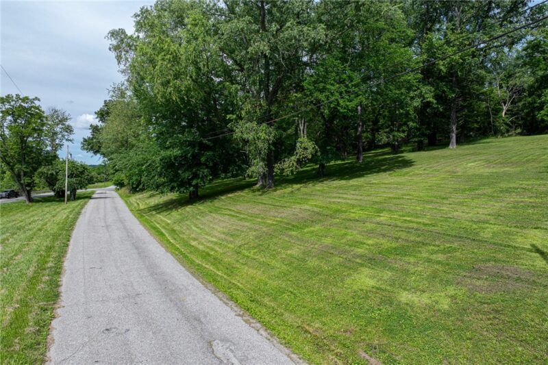 60 Woodrow Dr — photo 8