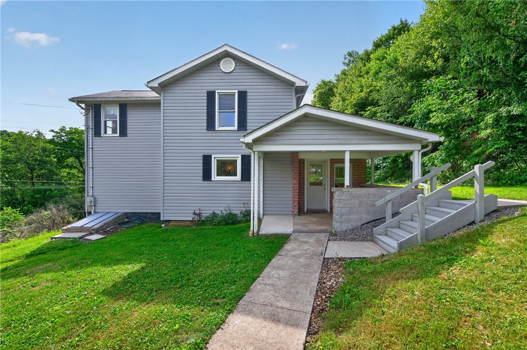 133 Lower Hayes Rd — photo 1