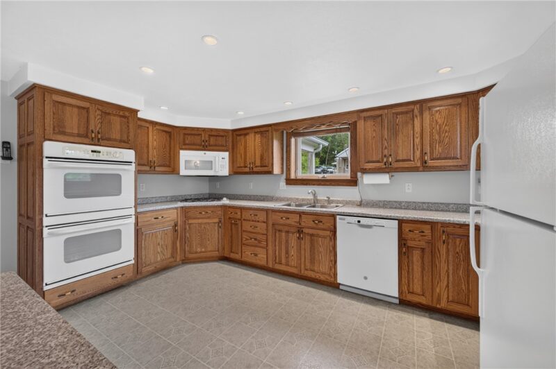 133 Lower Hayes Rd — photo 7