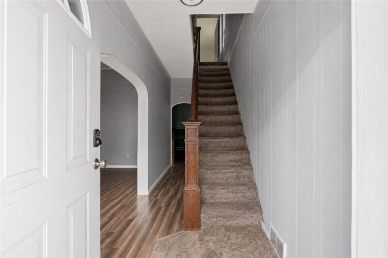 1111 Soles St — photo 4