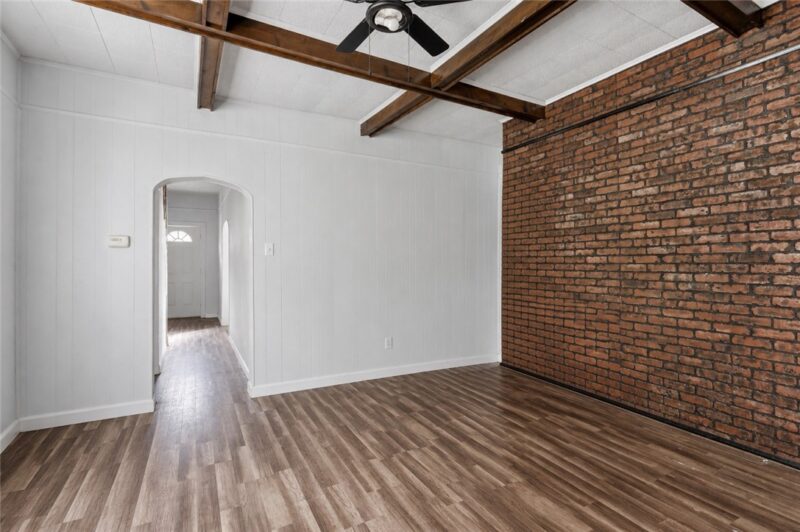 1111 Soles St — photo 5