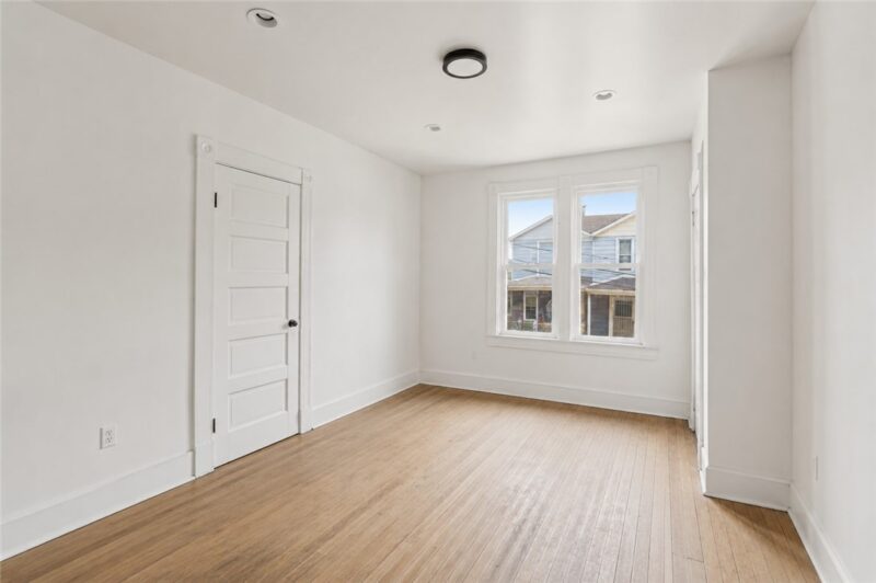 1111 Soles St — photo 7