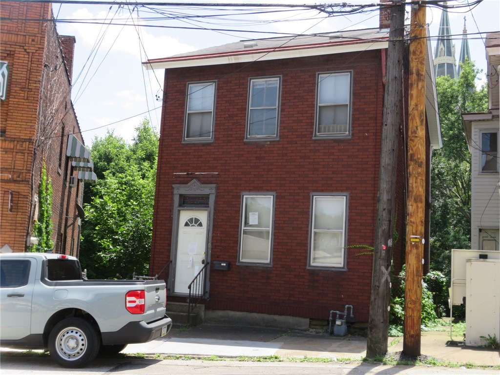 1009 Chartiers Ave — photo 1