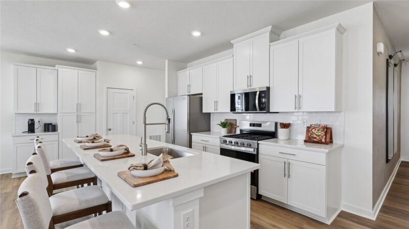 1008 Madisyn Lane — photo 8
