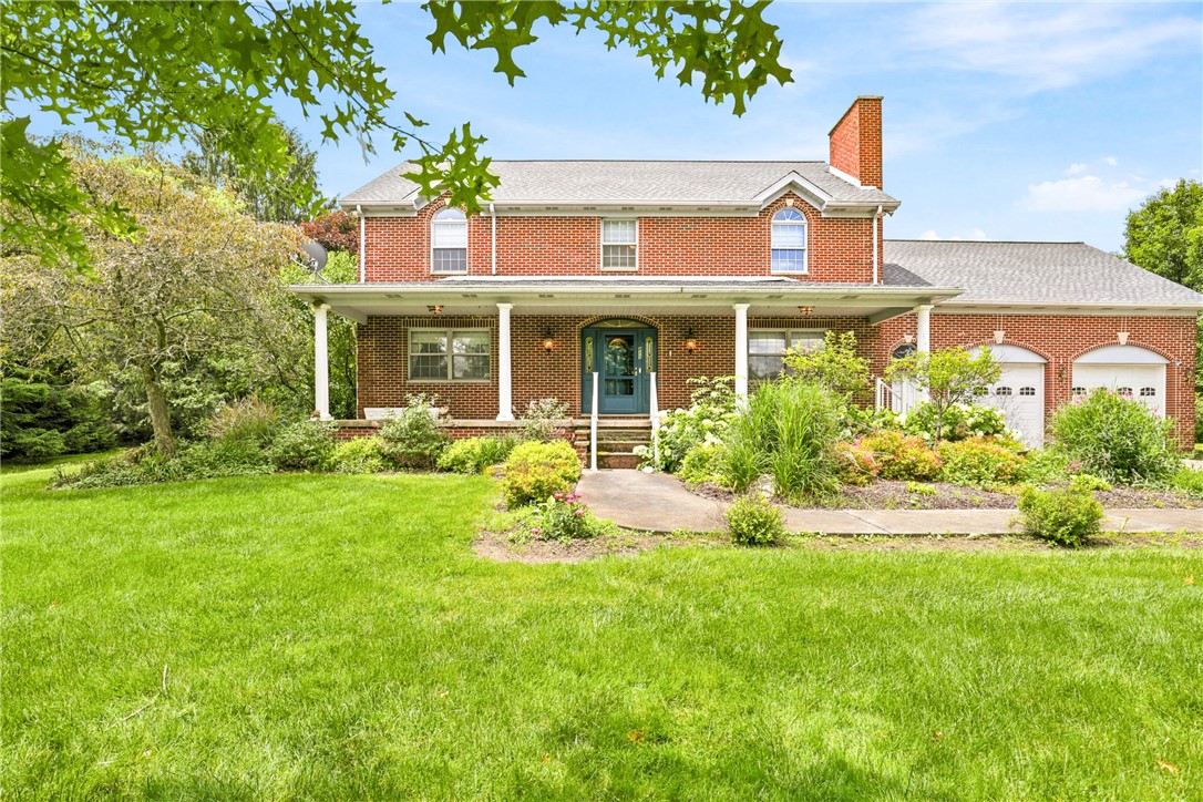 413 Stadium Dr — photo 1