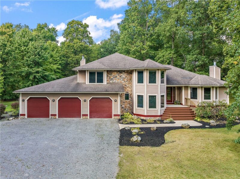 49 Babcock Rd — photo 2