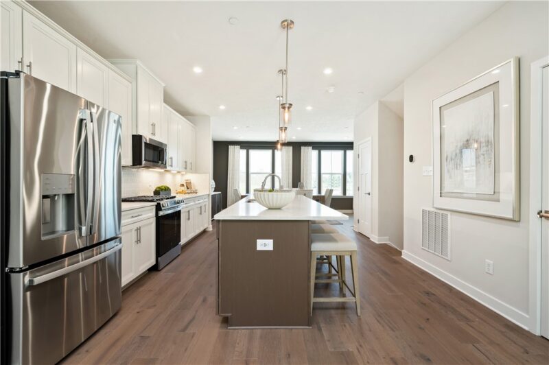 147 Mossy Oak Drive — photo 3