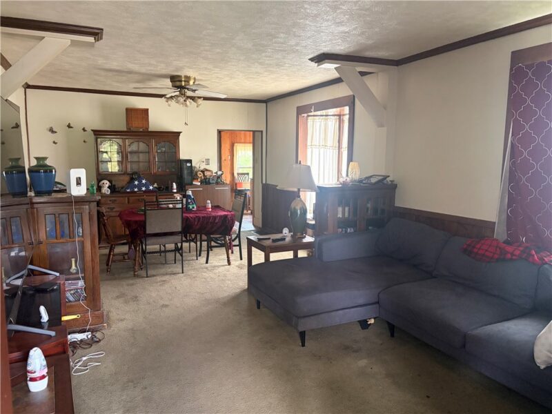 202 Broadway St — photo 5