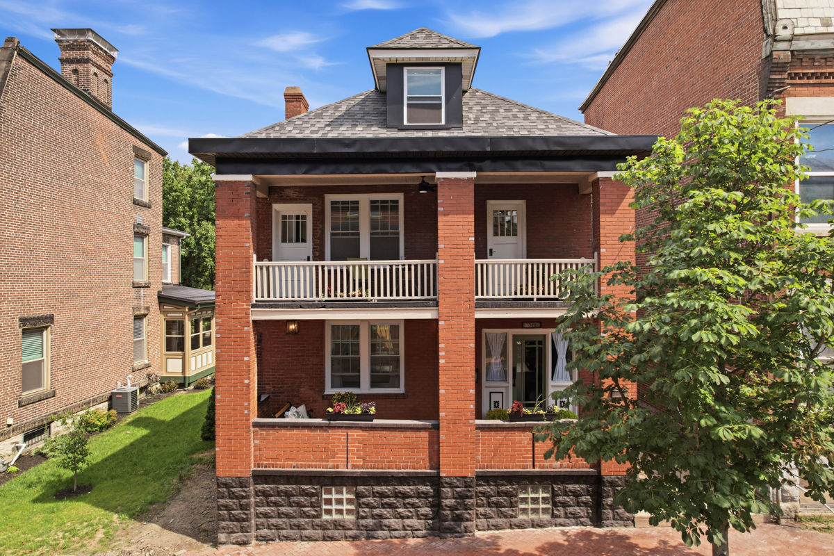 1322 W North AVENUE — photo 1