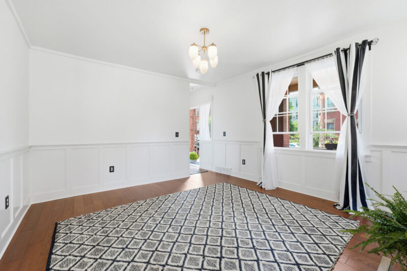 1322 W North AVENUE — photo 5