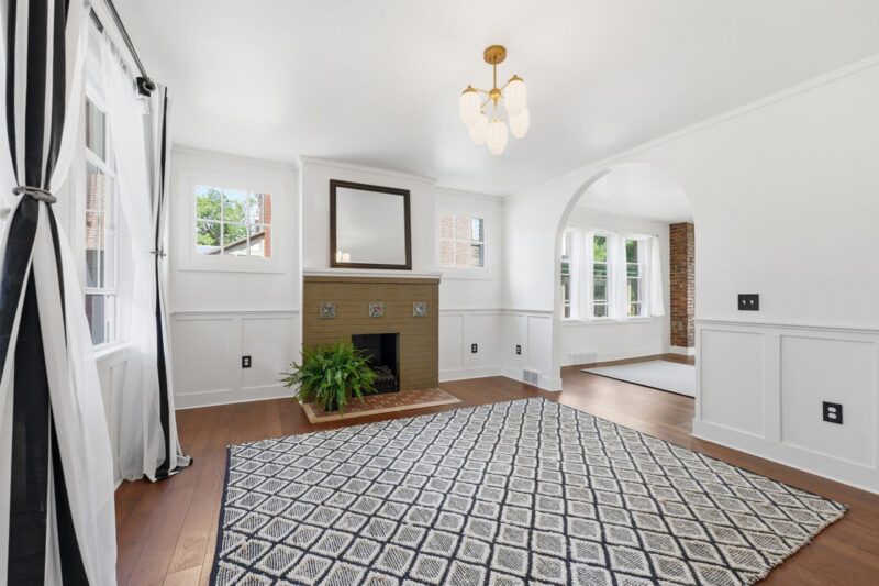 1322 W North AVENUE — photo 6