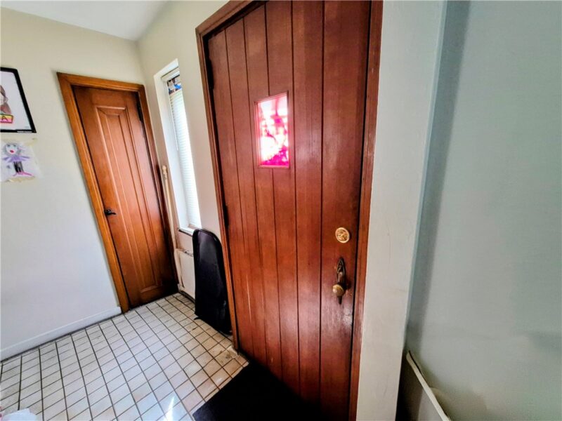 170 Spring Grove Rd — photo 3