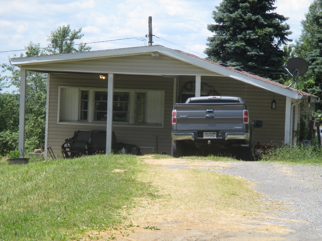 103 Cooley Estate Rd — photo 1