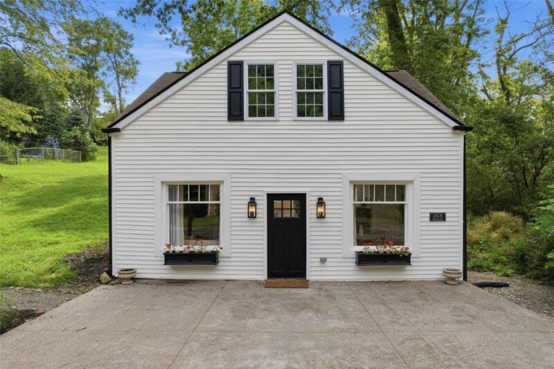 4978 S Pioneer Road — photo 4