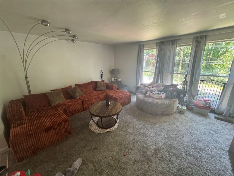 445-447 Idlewood Rd — photo 3