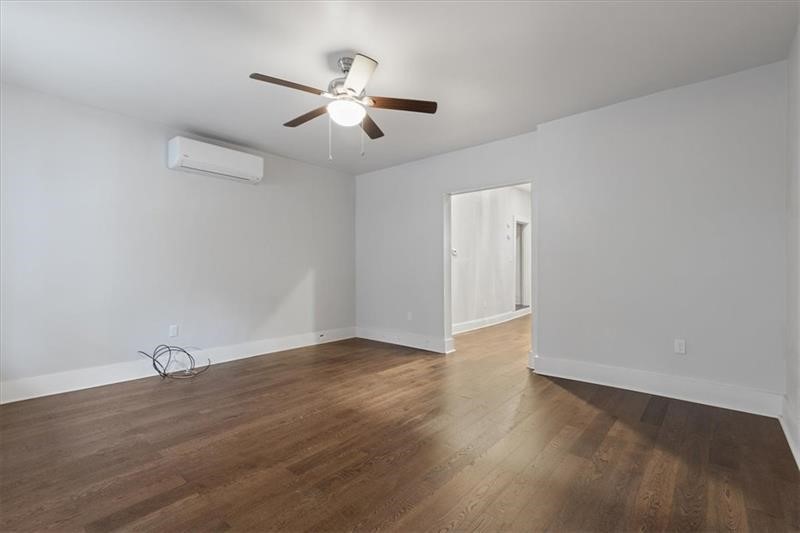 3005 Paulowna St — photo 4