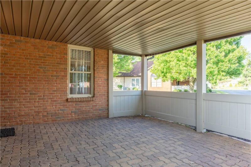 23 Ashford Dr — photo 4