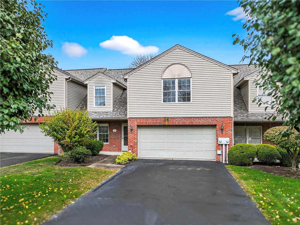 4 Dogwood Drive — photo 1