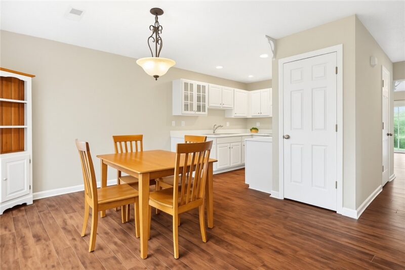 4 Dogwood Drive — photo 4