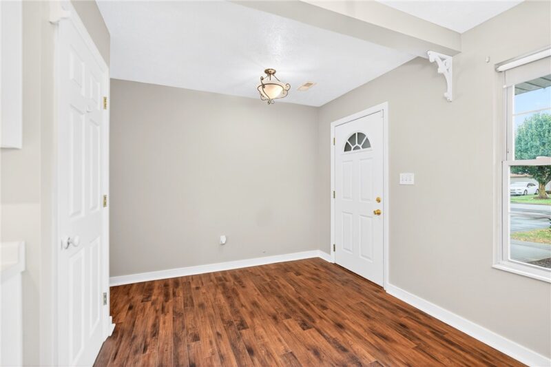 4 Dogwood Drive — photo 6