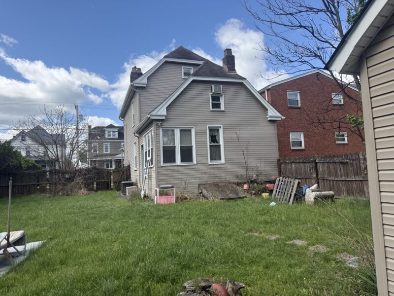 909 Fawcett AVENUE — photo 2