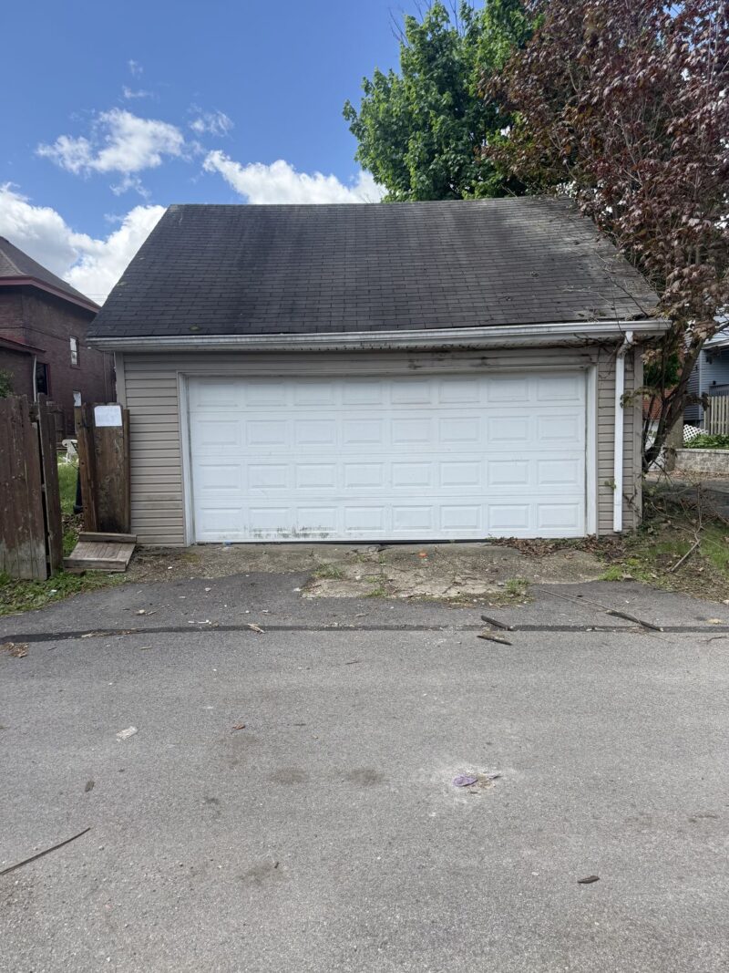 909 Fawcett AVENUE — photo 3